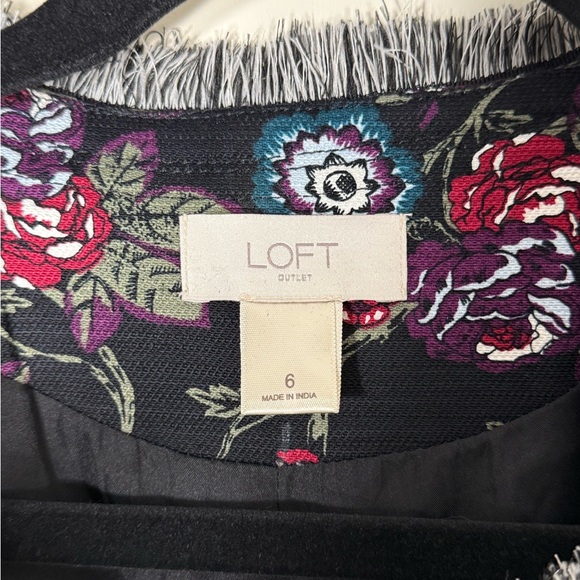 LOFT Women’s Black‎ Fringe Embroidered Floral Jacket Size 6 - Picture 2 of 7